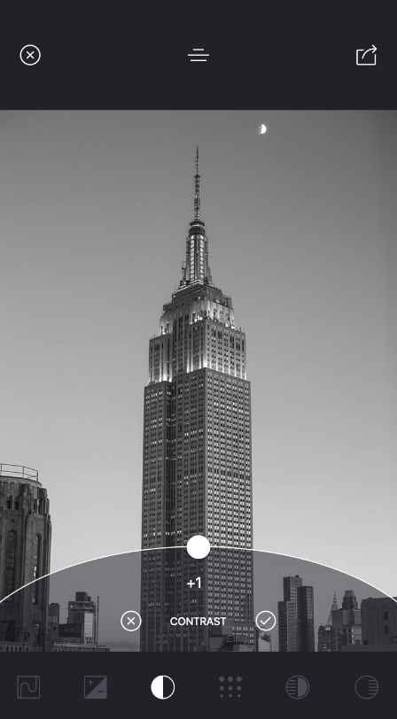 Camera Noir - Contrast